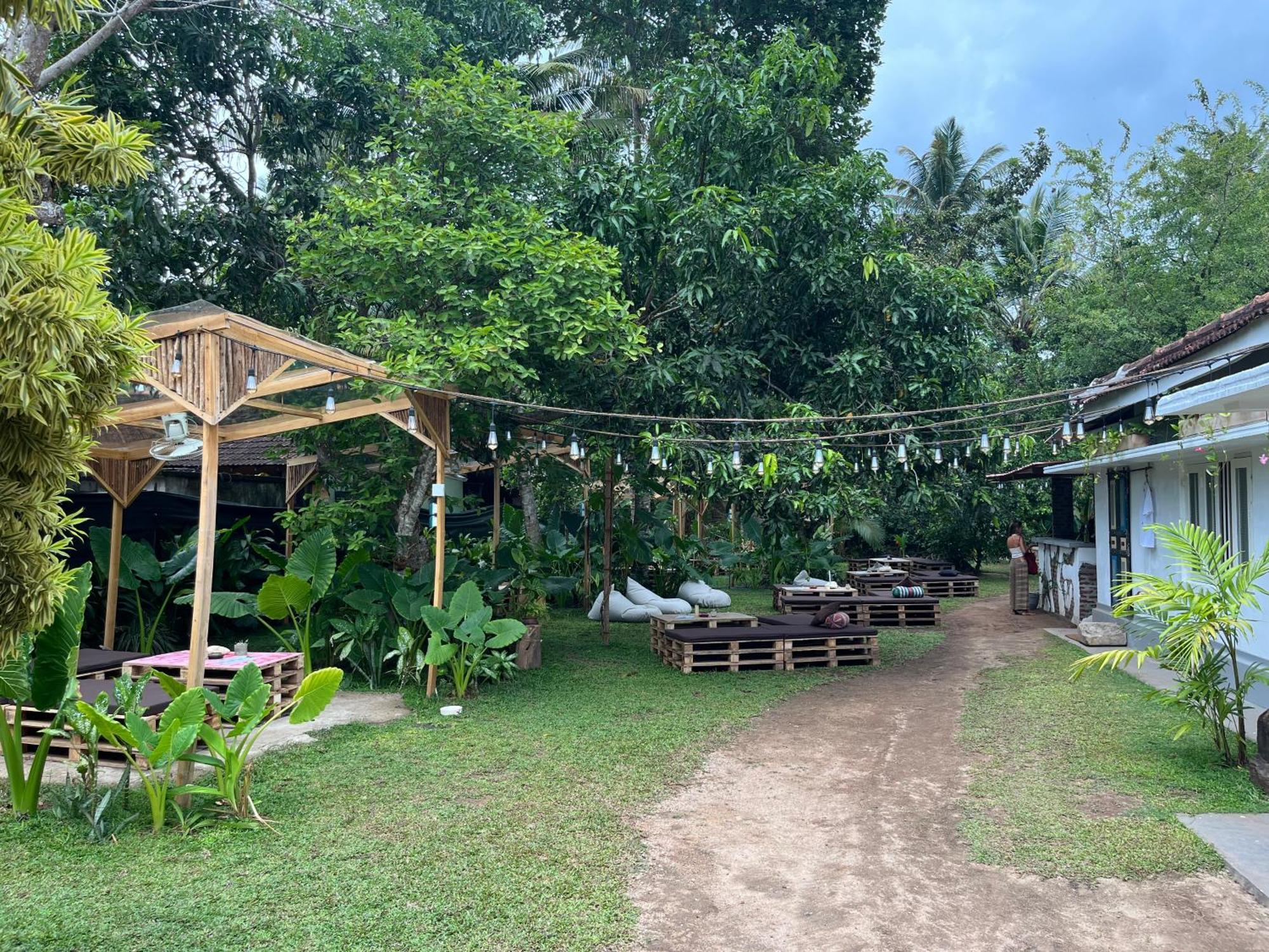 Komorebi Madiha Matara Extérieur photo